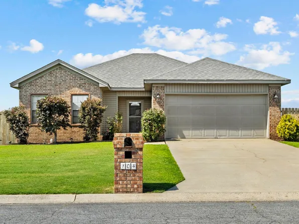104 Willow Lake Dr, Ward, AR 72176