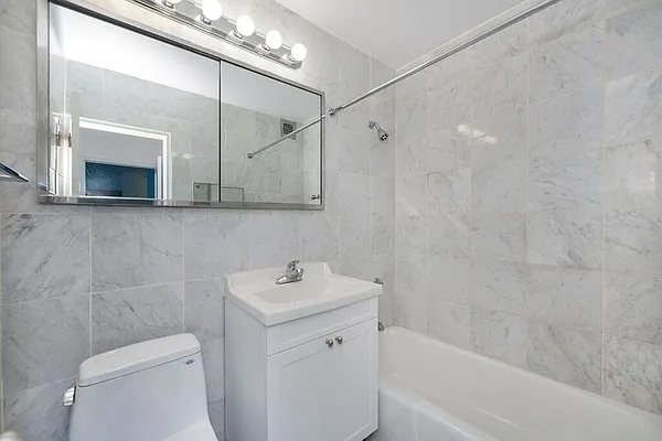Rented by Bold New York | media 11