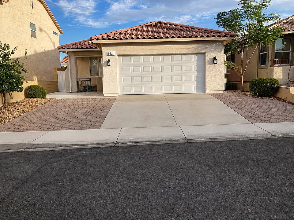 8453 Montefino Ct