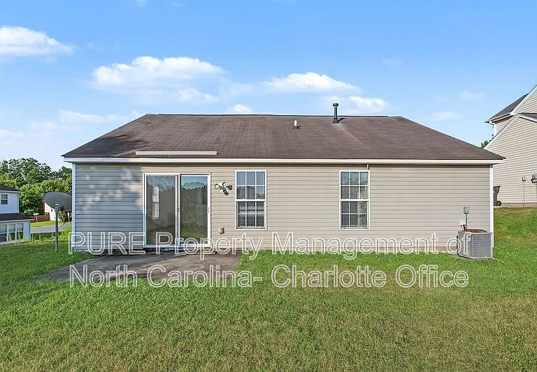 2910 Bridgeville Ln — Photo 25