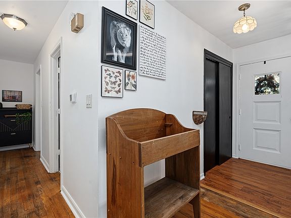 2nd image of 1202 Thayer Ave