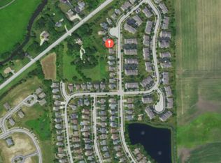 155 Concord Dr S, Oswego, IL 60543