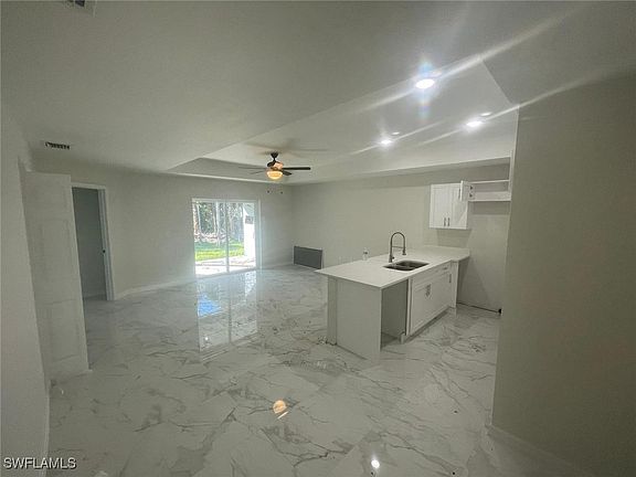 5th image of 5423/5425 Benton St