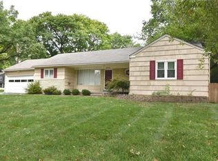 3816 W 61st Ter, Fairway, KS 66205