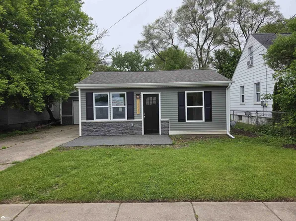 1358 Donovan St, Burton, MI 48529