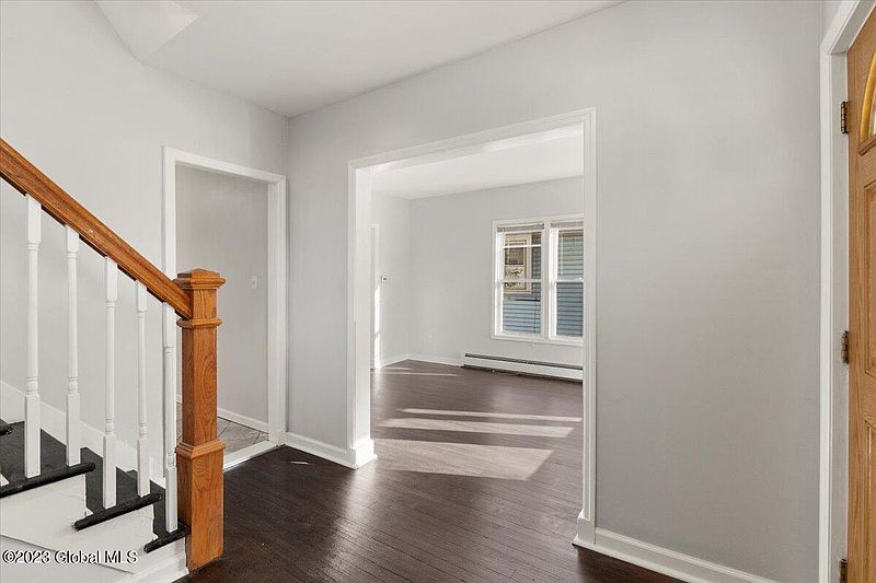 3rd image of 160 6th Street