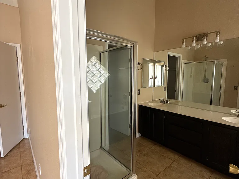 Dusty Cowboy Cir — Photo 19