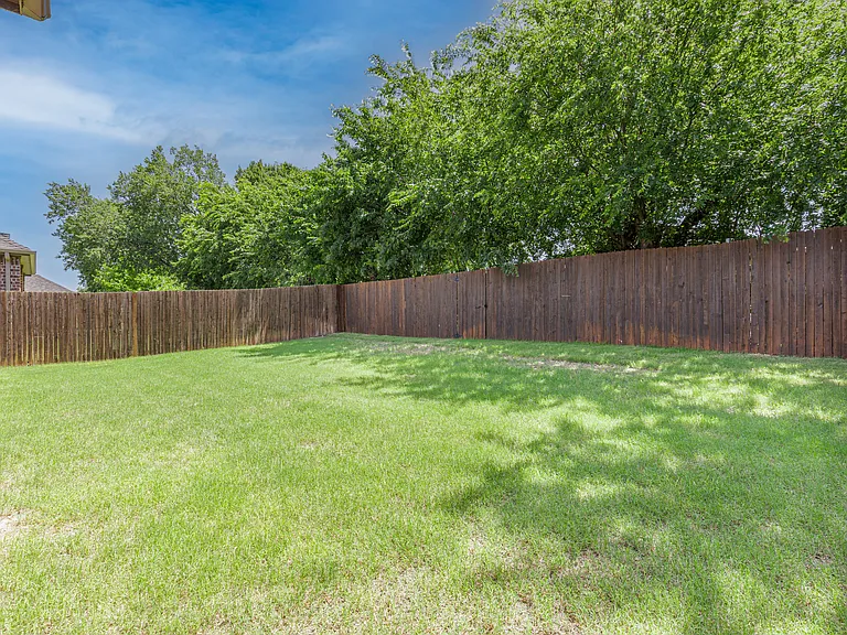 3901 Shadewell St — Photo 35