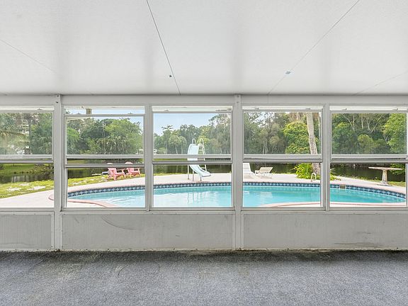 4th image of 7689 Lawrence Road