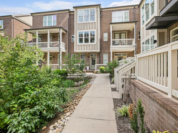 207 Porter Village Cir, Nashville, TN 37206