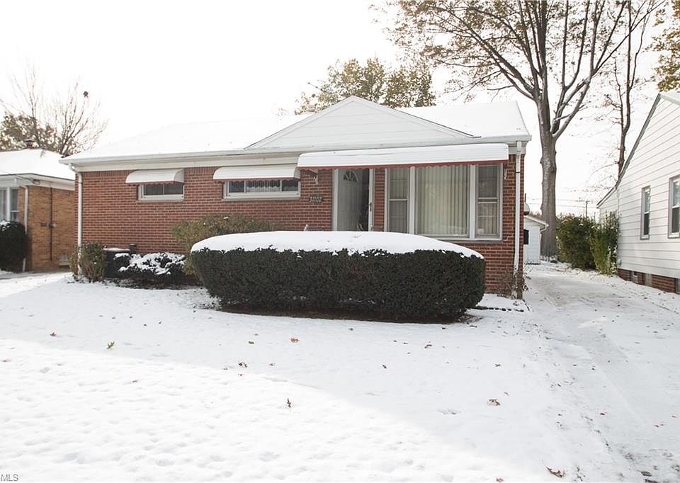 1st image of 31102 Royalview Dr
