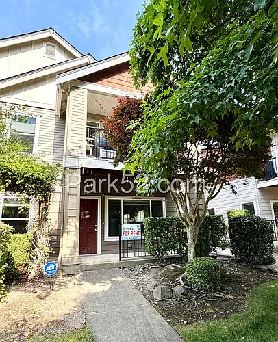2178 Palisade Blvd Photo 1