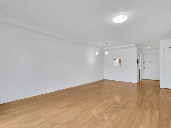 414 West 54th Street image 4 of 9