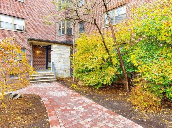 3021 Edwin Ave APT 5J, Fort Lee, NJ 07024