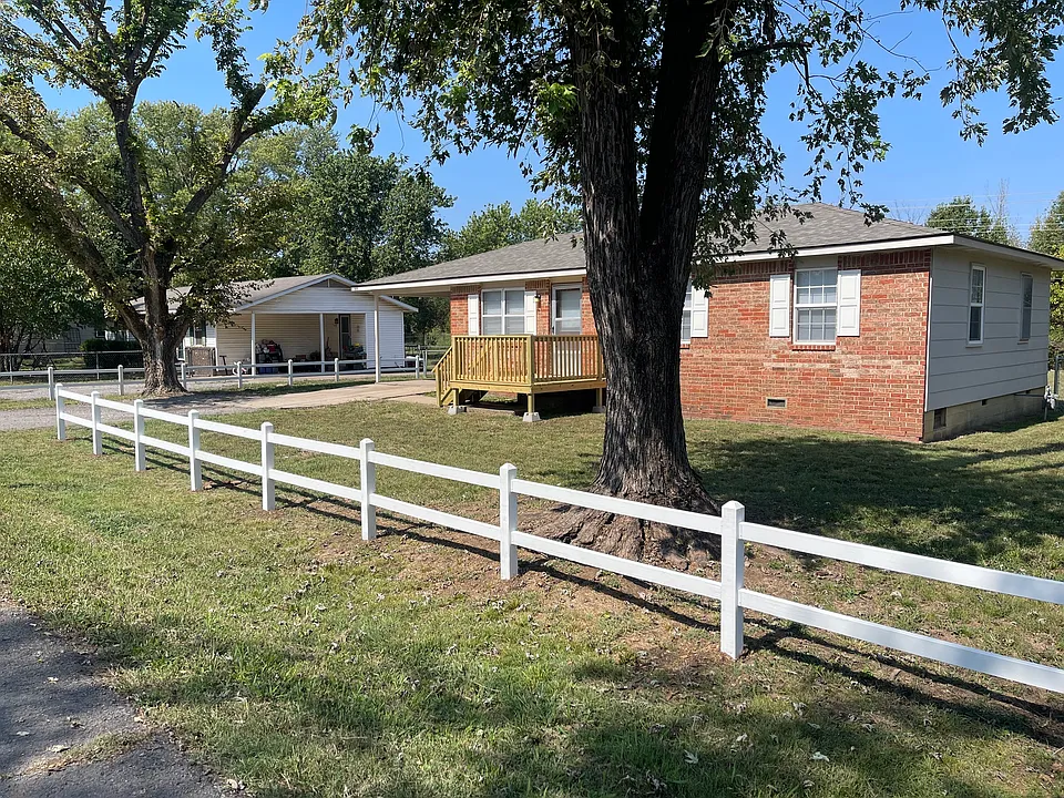 638 Green Country Dr