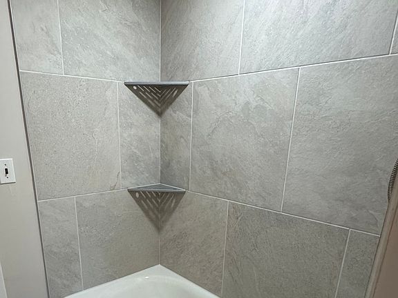 4th image of 46 Jannarone St #2