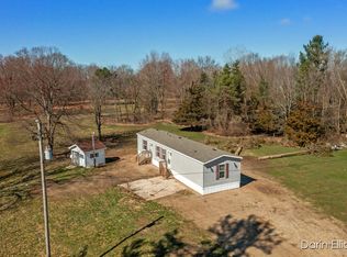 2847 Hillcrest Dr, Ionia, MI 48846