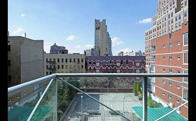 Sold by Douglas Elliman | media 4