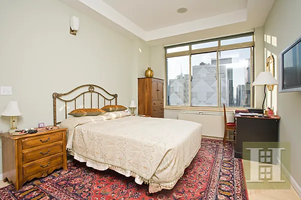 Sold by Halstead Real Estate | media 32