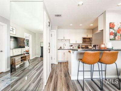 1139 N Camelot Dr, Boise, ID, 83704