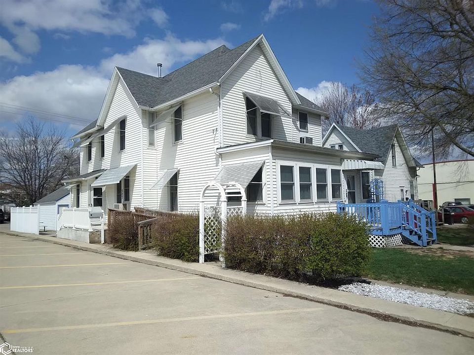 527 Division St, ster City, IA 50595 Zillow