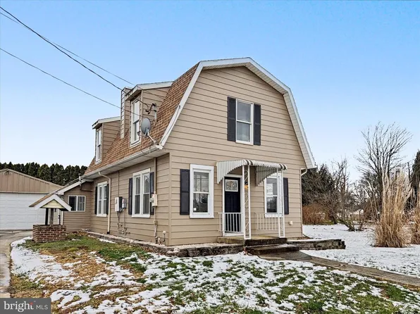 744 Forge Rd, Carlisle, PA 17015
