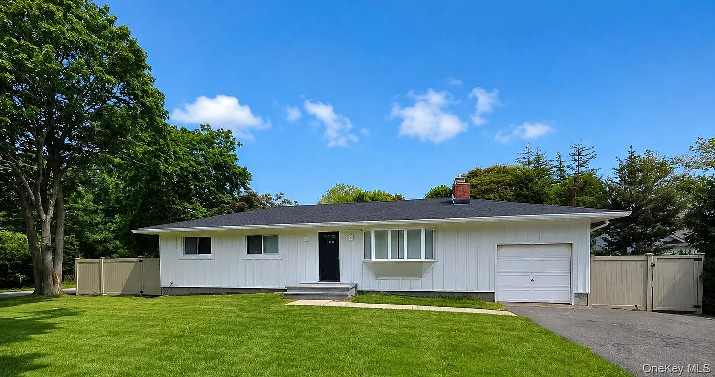 3 bed, 1.0 bath, 1175 sqft, $4,000 — Photo 1