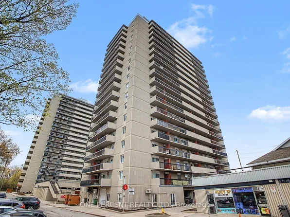 158 B McArthur Ave #1807, Ottawa, ON K1L 7E7