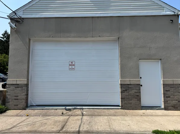 (undisclosed Address), New Rochelle, NY 10801