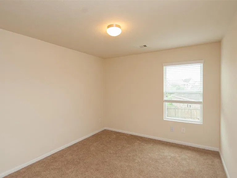 18519 Each Elm Way — Photo 18