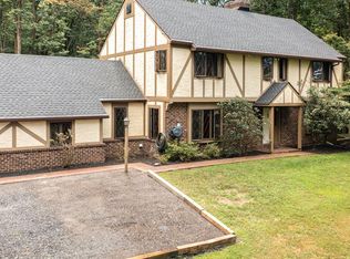 37 Fawn Dr, Reading, PA 19607