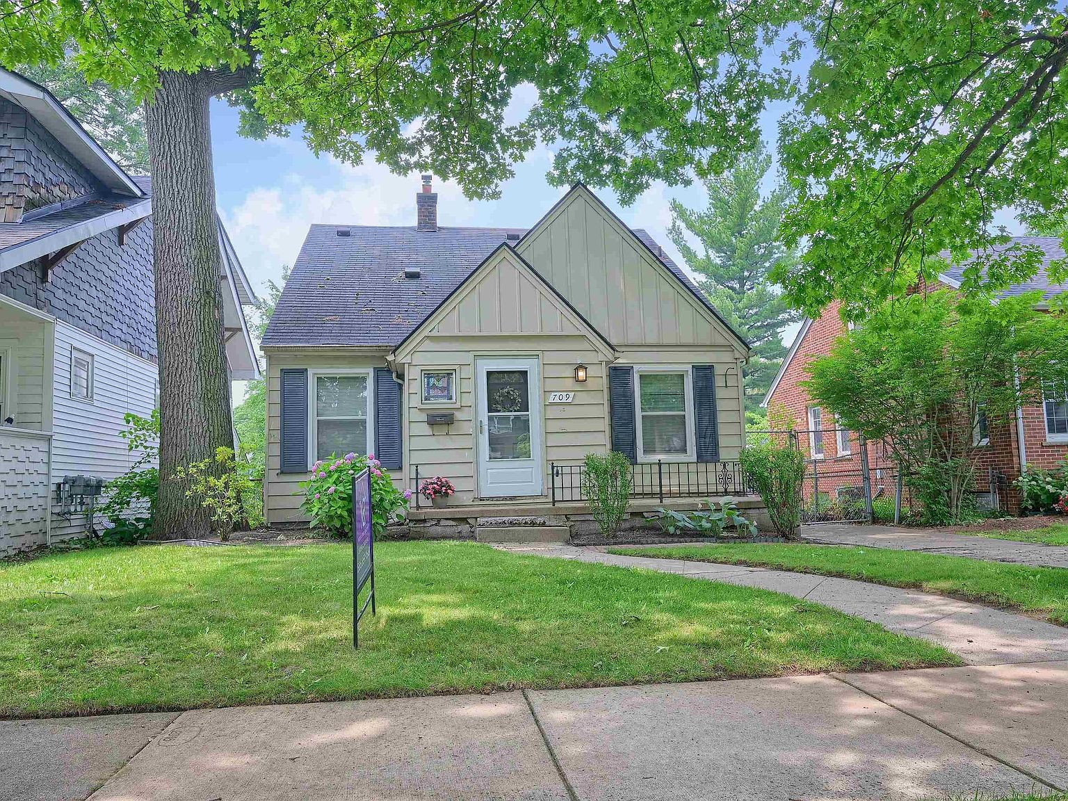 709 Forestdale Rd, Royal Oak, MI 48067 Zillow