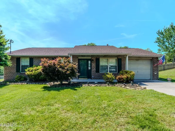 2148 Tuscany Gardens Dr, Powell, TN 37849