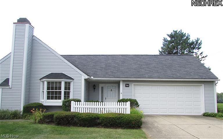 1st image of 916 Knollcrest Ct #108