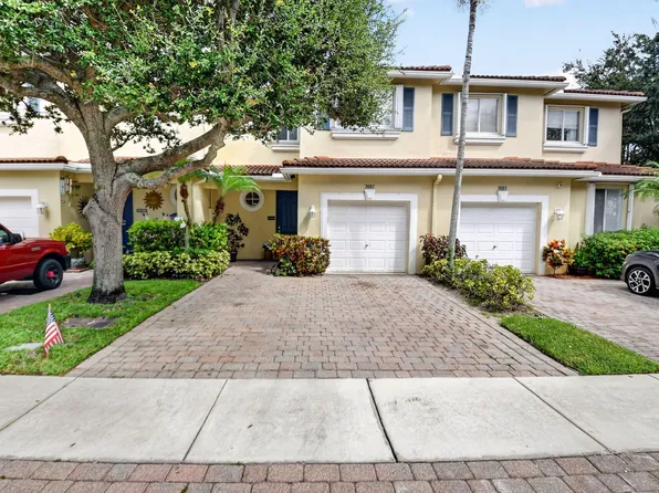 3085 N EVERGREEN Circle, Boynton Beach, FL 33426