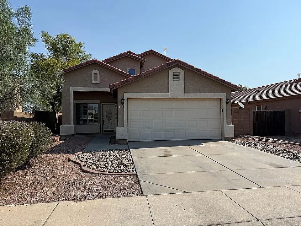 1st image of 1338 E 10th Pl