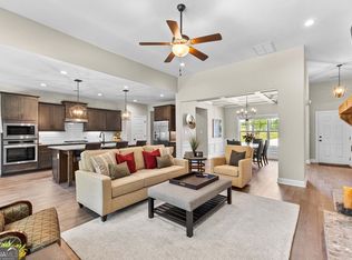 110 Emery Nell Ln, Newnan, GA 30263