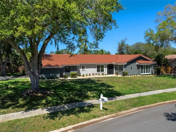 7472 Dickens Dr, Sarasota, FL 34231