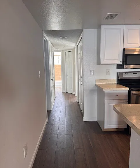 5006 Laguna Bay Cir #63 — Photo 4