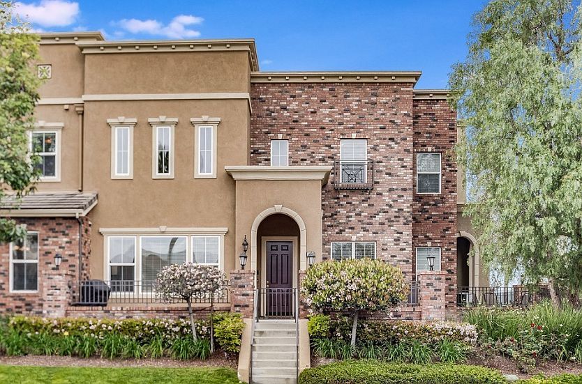 1st image of 501 S Anaheim Blvd