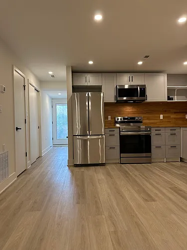 1713 M St NE Photo 1