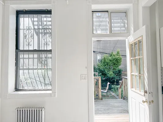 Rented by Compass | media 17