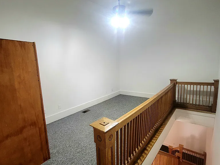 122 N 3rd St #230 — Photo 7