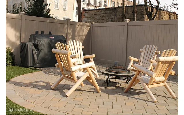 Rented by Douglas Elliman | media 4