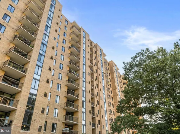 4500 S Four Mile Run Dr APT 222, Arlington, VA 22204