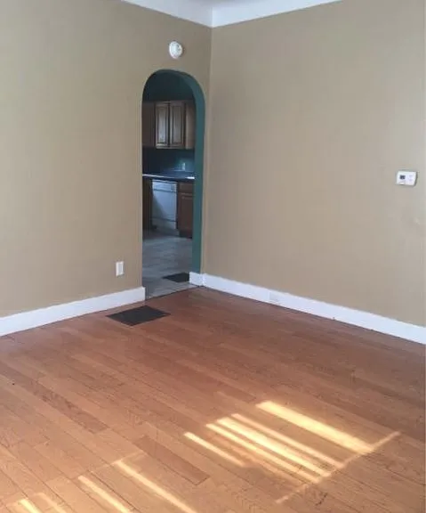 1211 W Lovell St — Photo 4