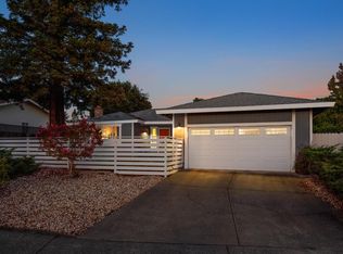 19222 Robinson Rd, Sonoma, CA 95476