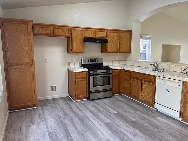 1149 Amberhill Ave — Photo 4