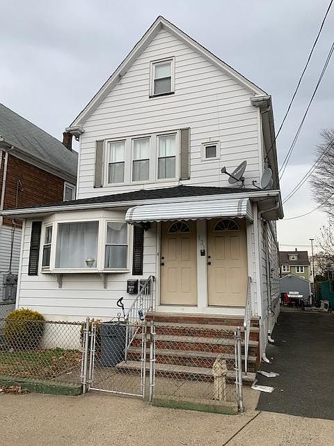 1st image of 131 Banta Ave #1