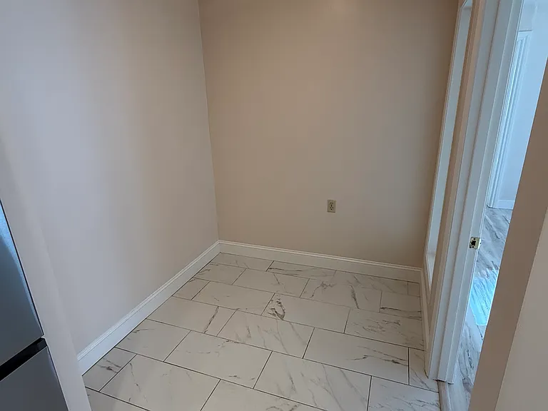 2151 Hanover St #1 — Photo 5